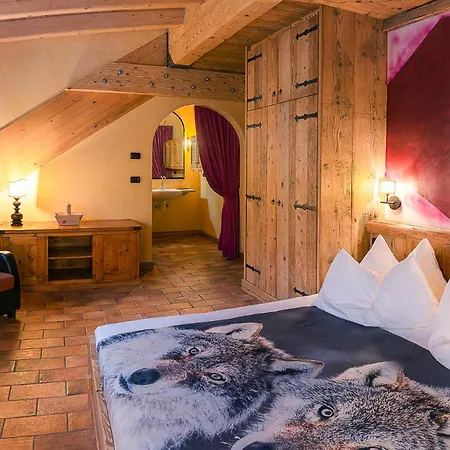 Aparthotel Castel Madonna Sankt Martin am Sismunthbach Exterior foto